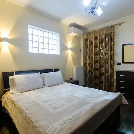 Dhimitri 2 Apartment