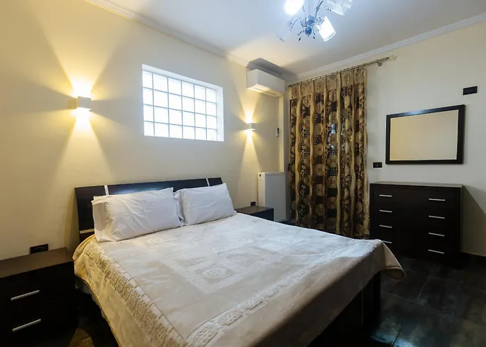 Dhimitri 2 Apartment