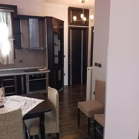 Dhimitri 2 Διαμέρισμα Κορυτσά